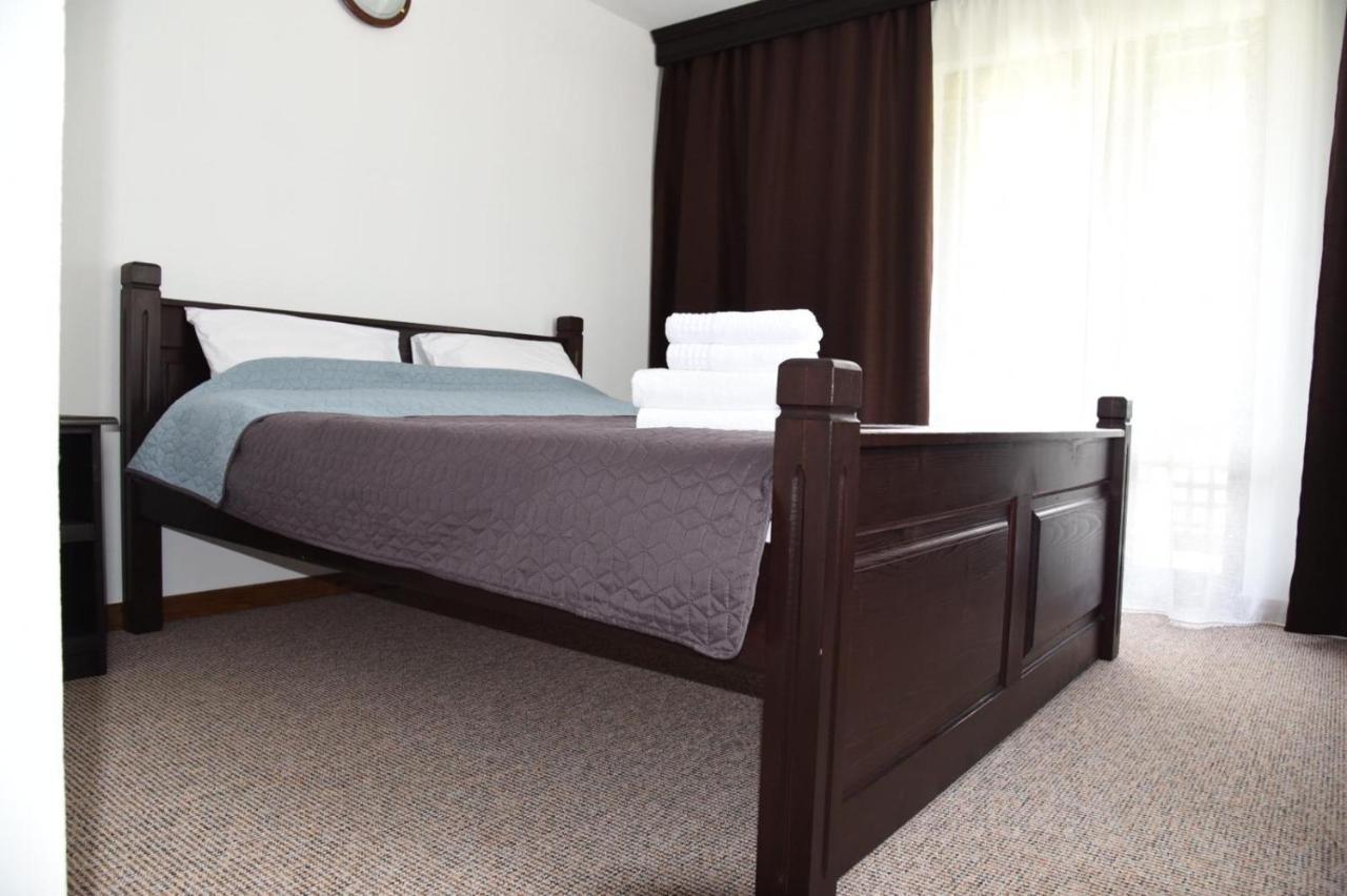 Casa Poienarilor Hotel Simbata de Sus Luaran gambar