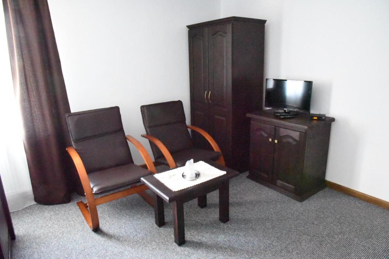 Casa Poienarilor Hotel Simbata de Sus Luaran gambar